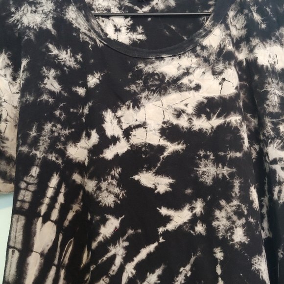 Sacred Threads 100% Cotton Black & Cream Tie-Dye Shirt One Size - Picture 3 of 5